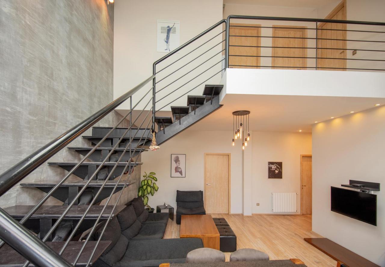 Luxury 4 Bedroom Apartment #1 In The City Center Of Tbilisi Eksteriør bilde