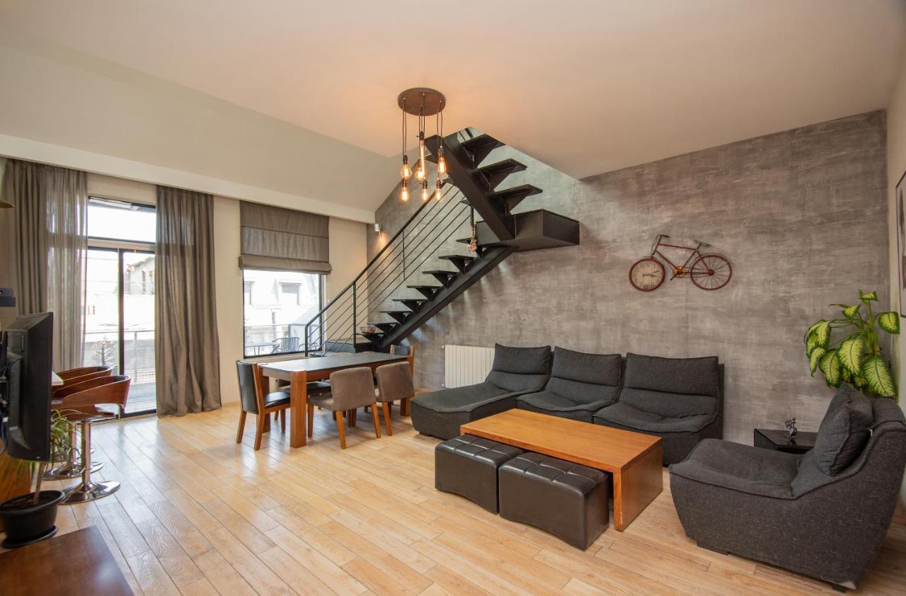 Luxury 4 Bedroom Apartment #1 In The City Center Of Tbilisi Eksteriør bilde