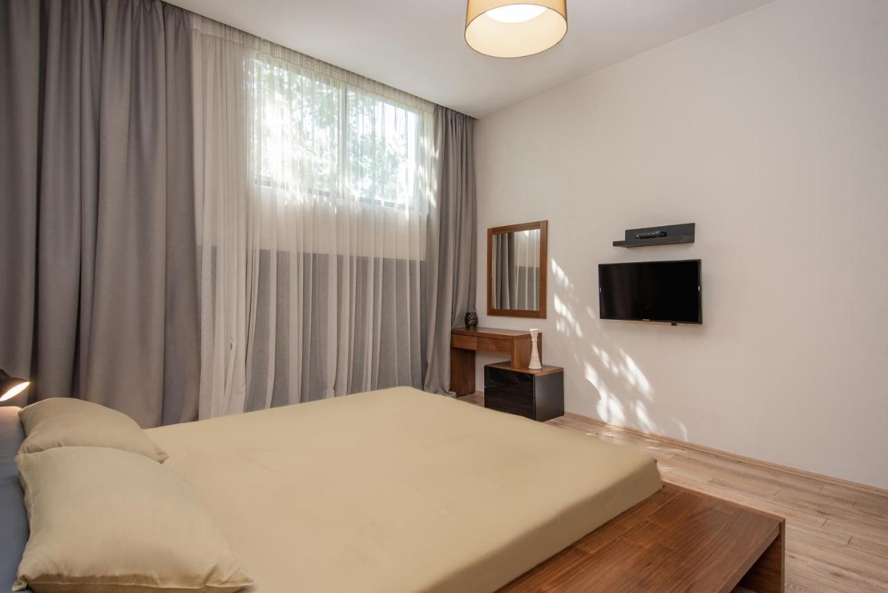 Luxury 4 Bedroom Apartment #1 In The City Center Of Tbilisi Eksteriør bilde